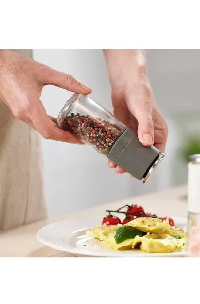 Joseph Joseph Salt and Pepper Grinder Set – Black/Grey
